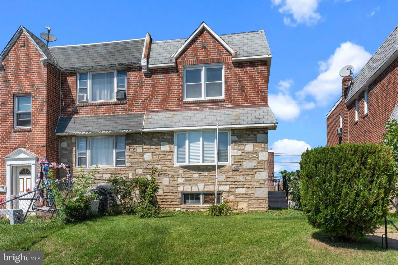 1703 Danforth Street - Photo 1