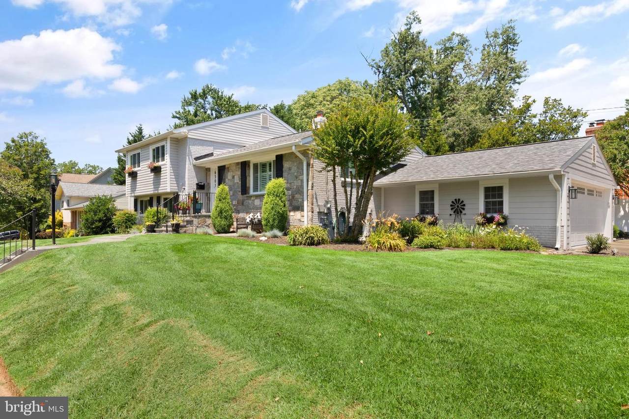 6501 Stoneham Road - Photo 1