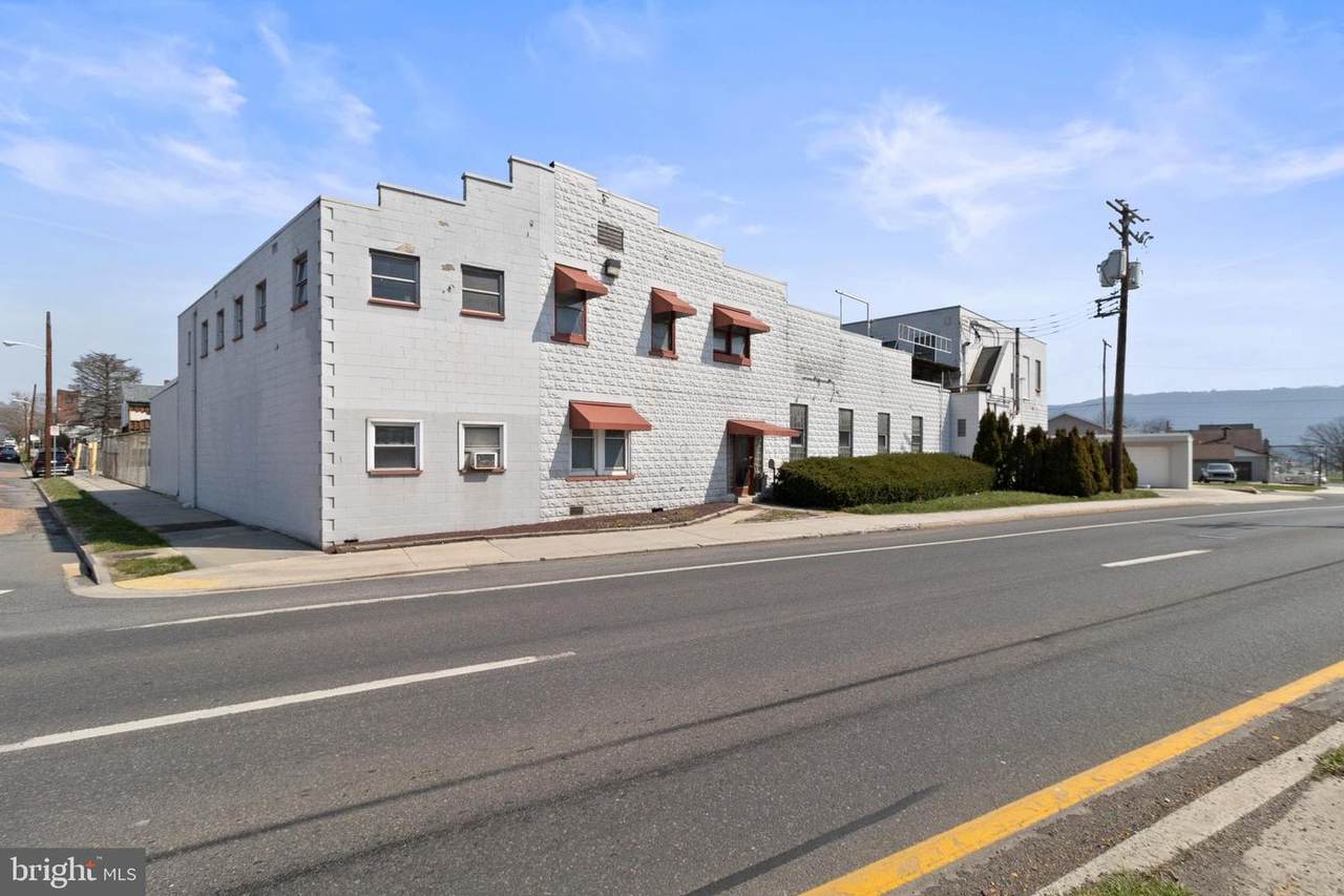300 Industrial Boulevard - Photo 1