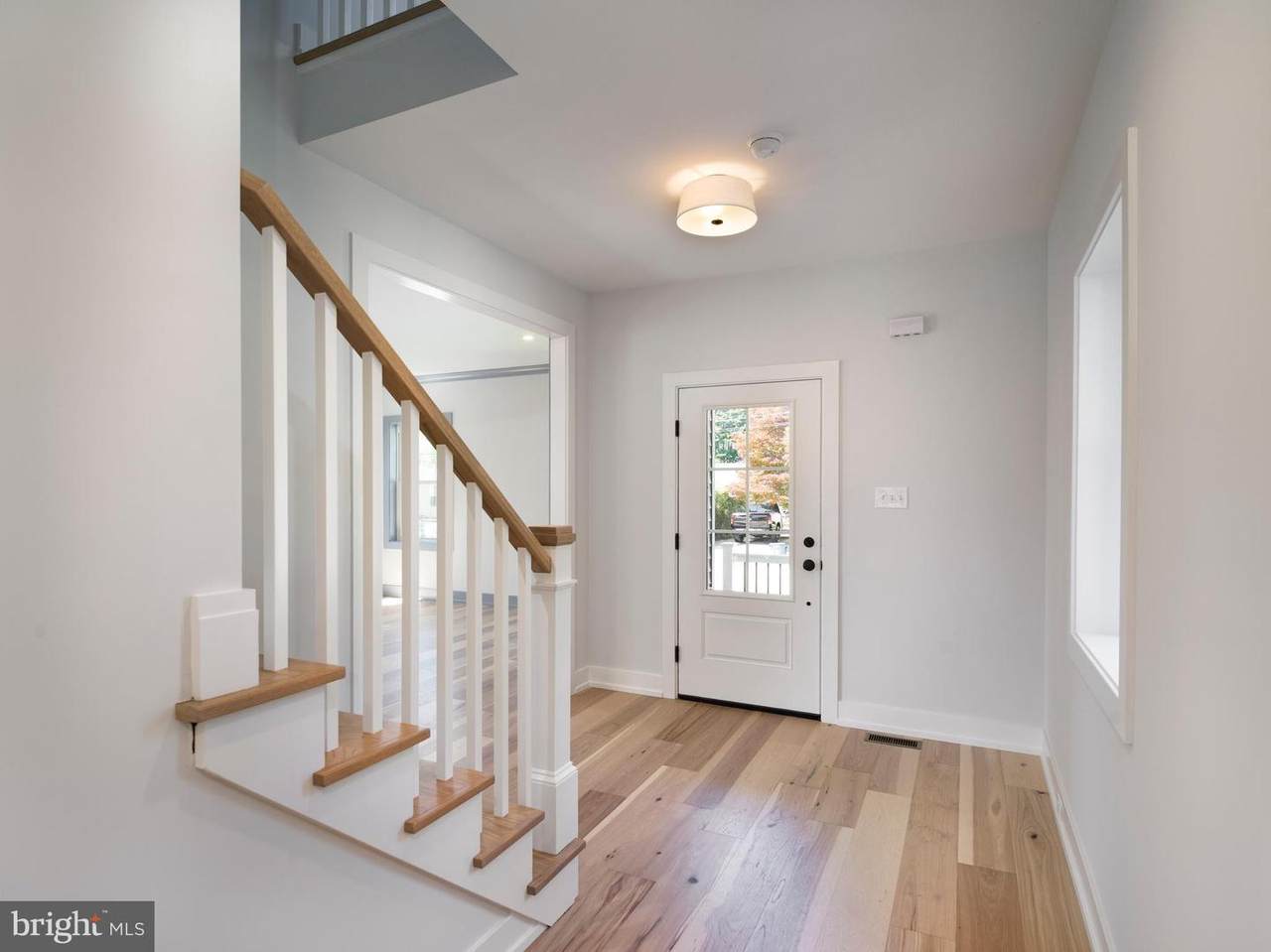 https://bt-photos.global.ssl.fastly.net/brightmls/1280_boomver_1_803966012050-2.jpg
