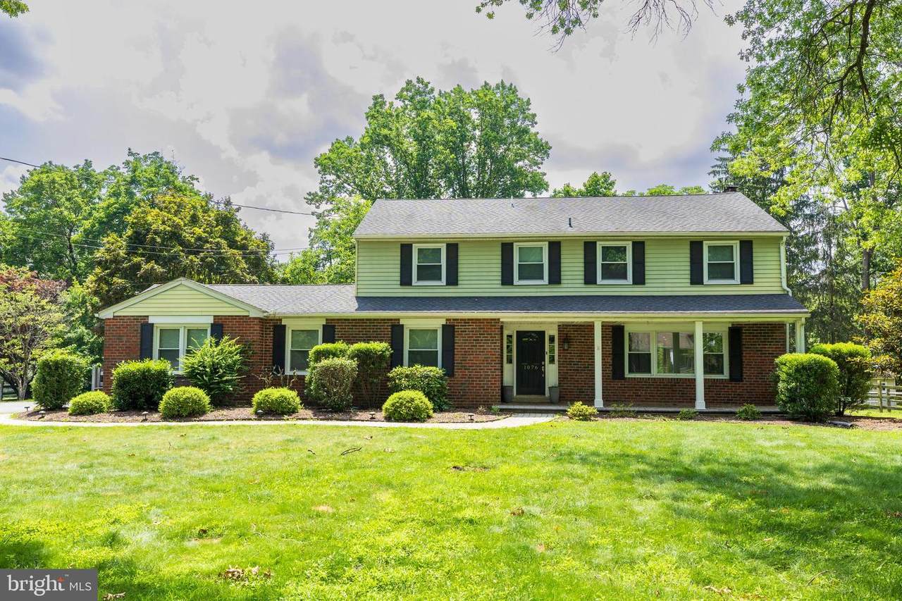 1076 Kerwood Road - Photo 1