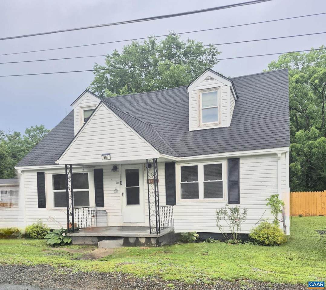 107 Charles St - Photo 1