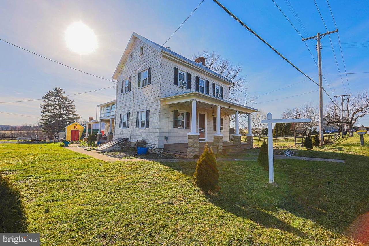 1661 Old Westminster Pike - Photo 1
