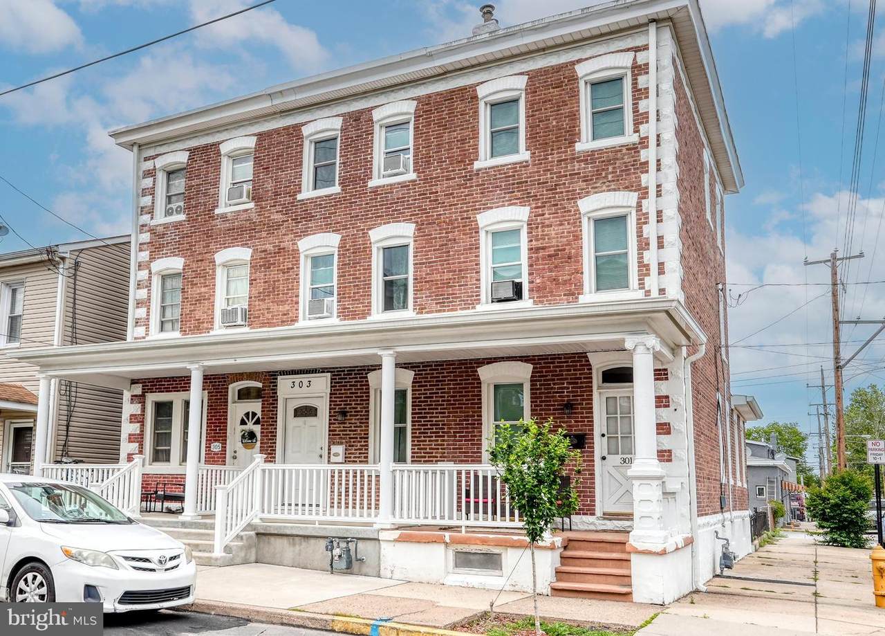 303 Lincoln Avenue - Photo 1