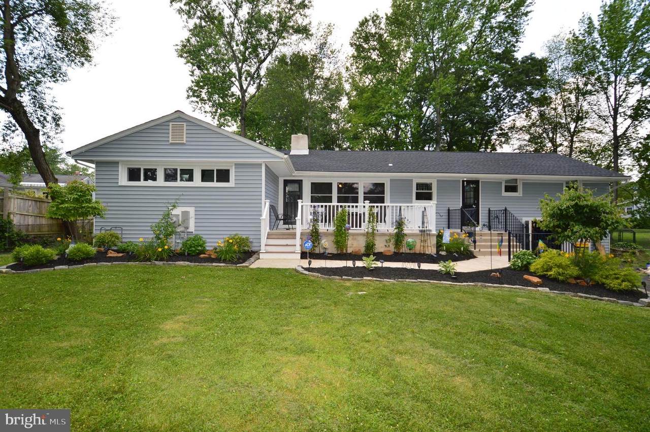 235 Paxson Avenue - Photo 1