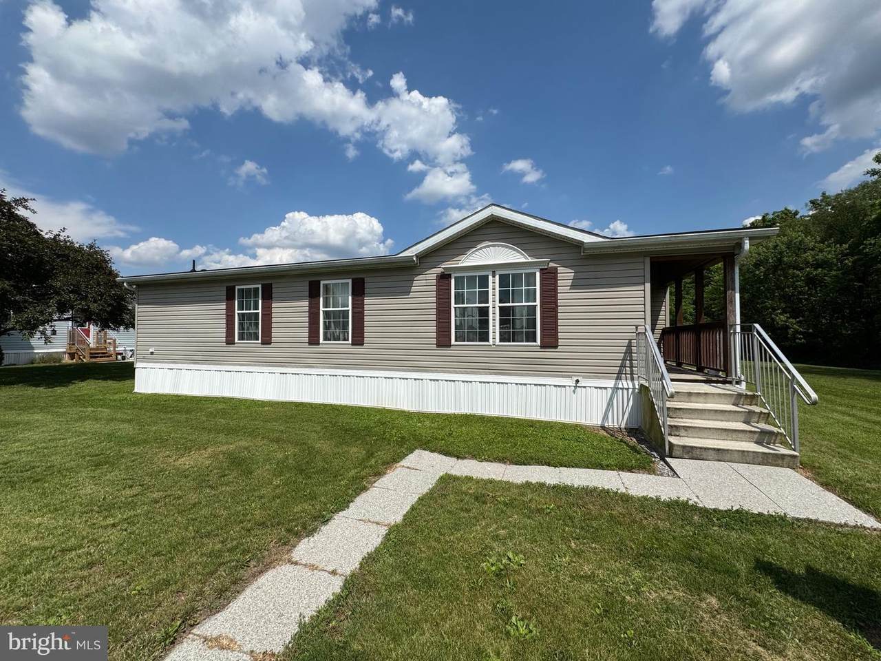 51 Heather Lane - Photo 1