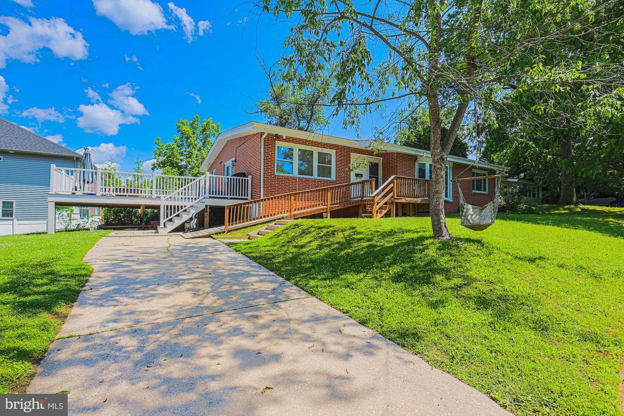 2906 Oakton Court - Photo 1