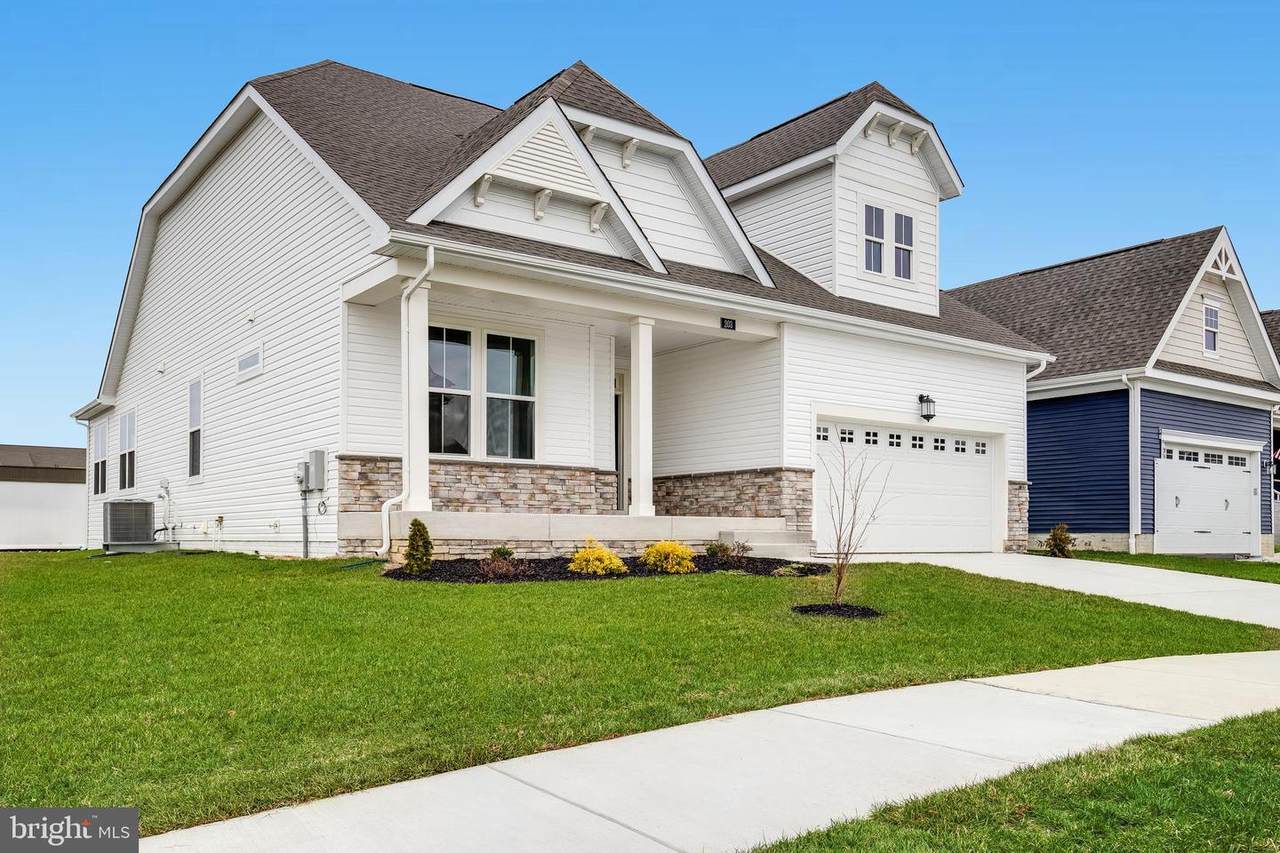 203 Mariners Circle - Photo 1