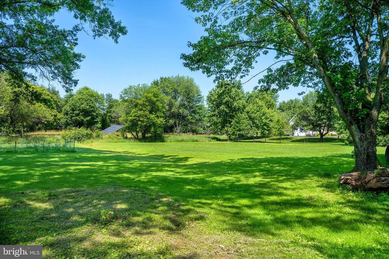 420 Sunset Road - Photo 1