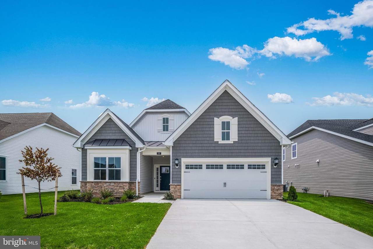 207 Mariners Circle - Photo 1