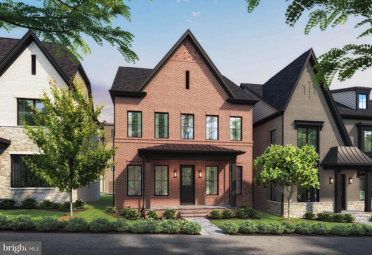 5024 Strathmore - Photo 1