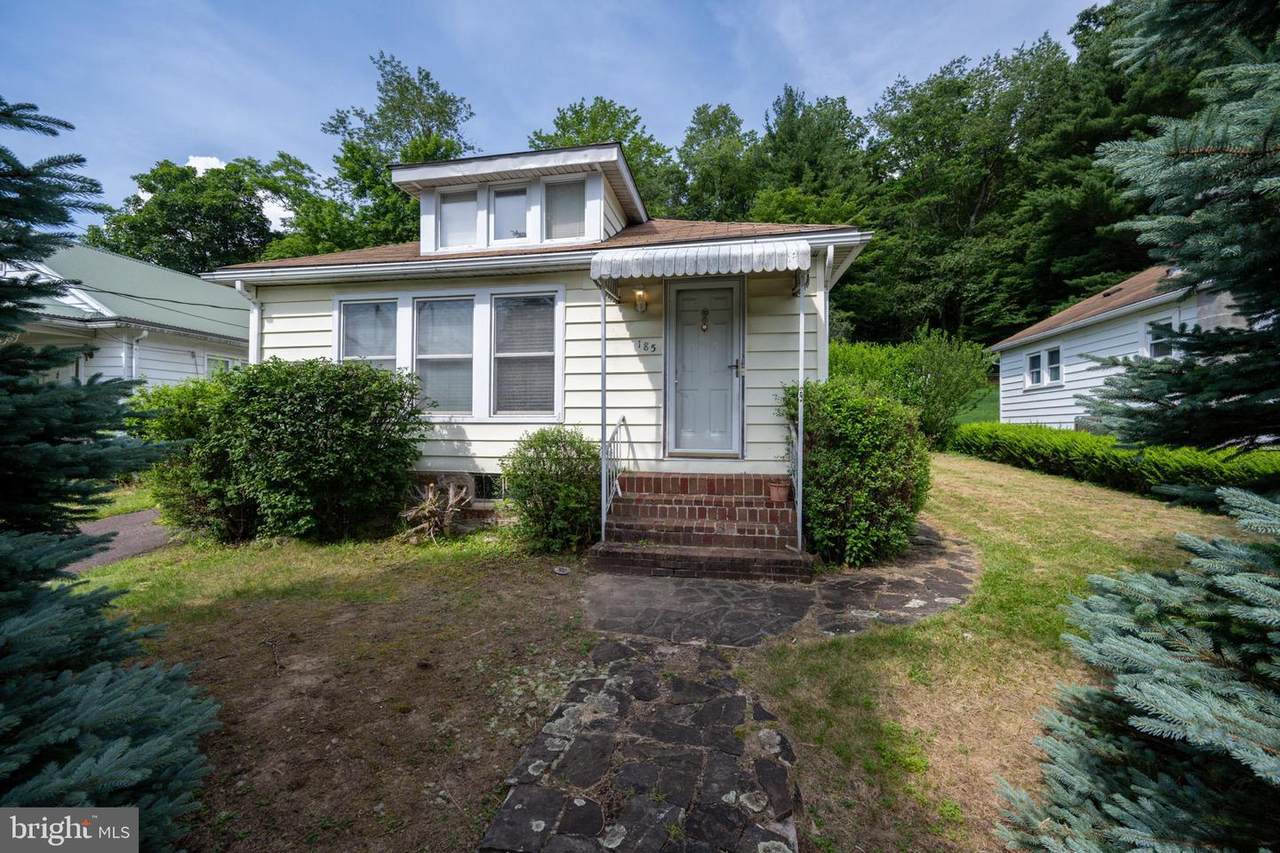 185 Water Street - Photo 1