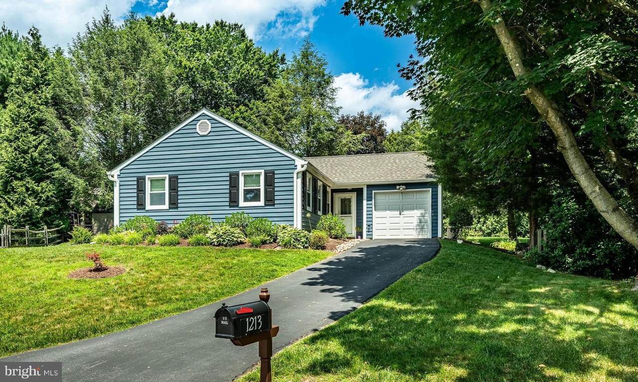 1213 Vermont Lane - Photo 1