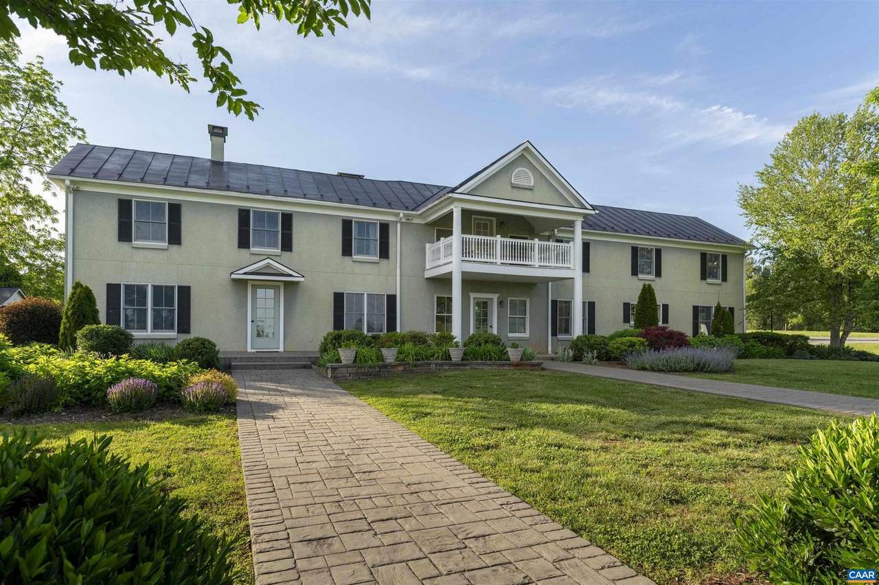 928 Slate Mill Rd - Photo 1