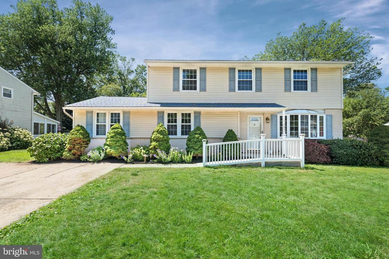 2621 Dartmouth Woods Road - Photo 1