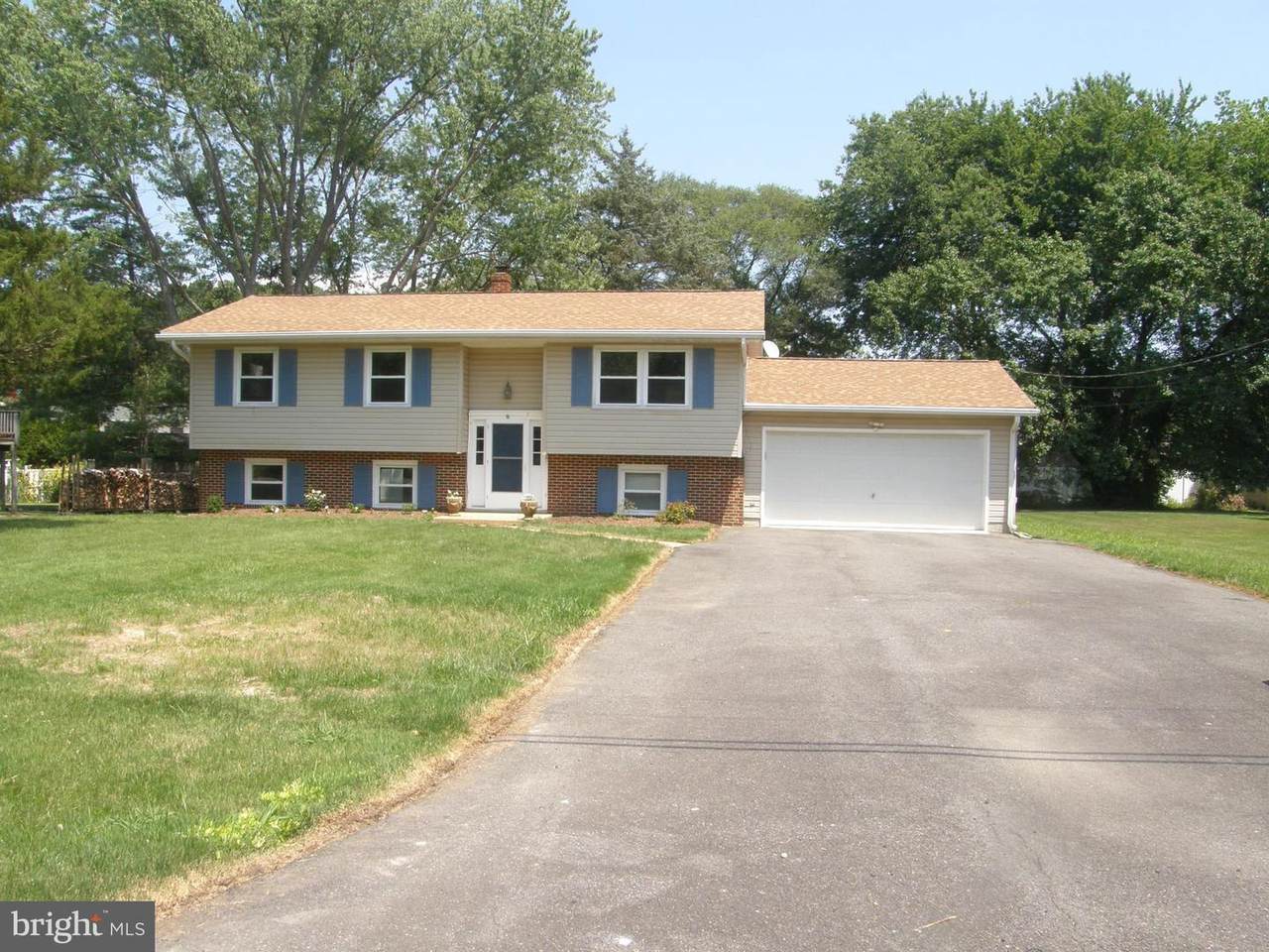 21456 Lynn Drive - Photo 1