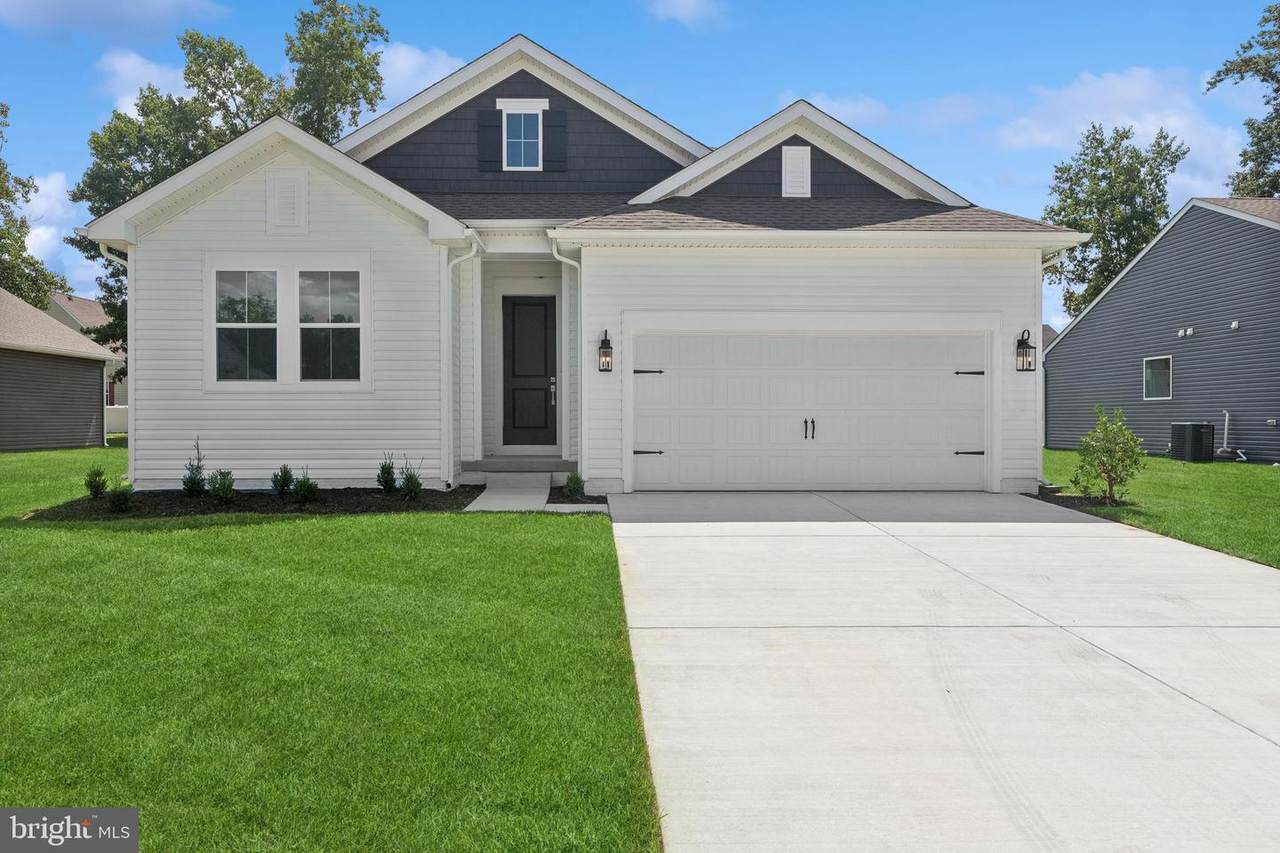 30 Manteo Drive - Photo 1