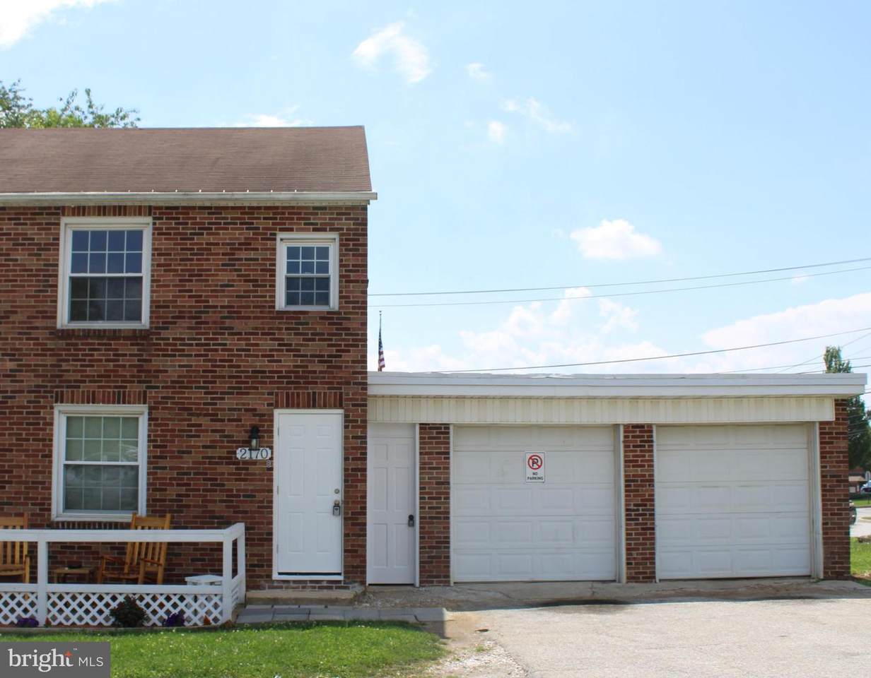 2170 Queen Street - Photo 1
