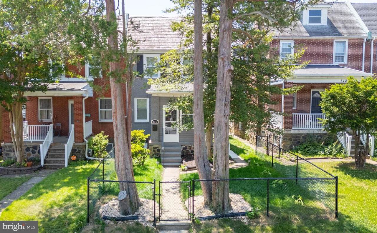 310 Thirty Seventh Street - Photo 1