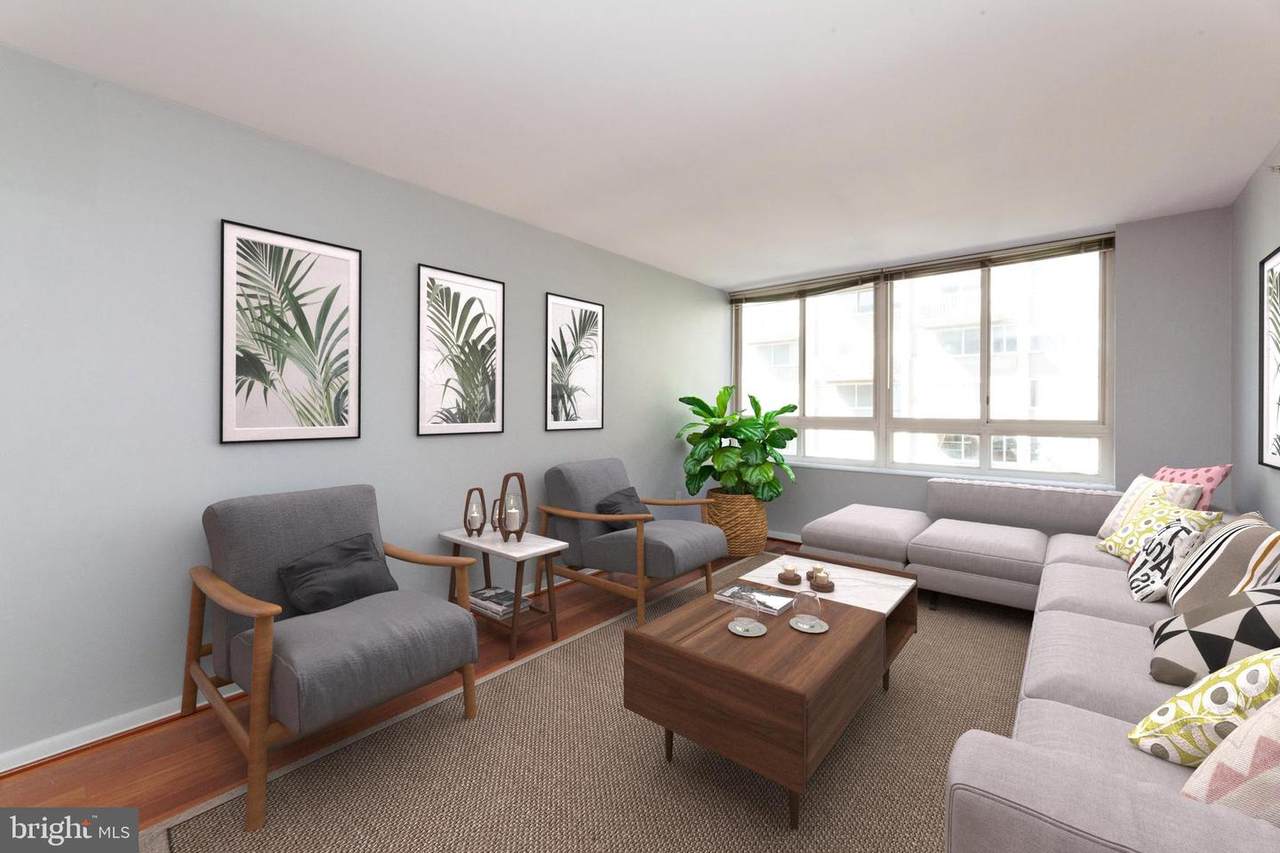 355 I Street - Photo 1
