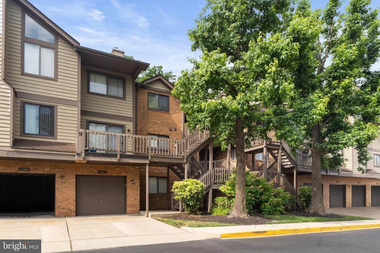 1303 Augusta Circle - Photo 1
