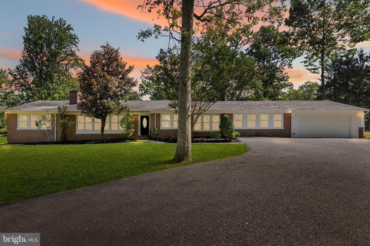 708 Seminary - Photo 1