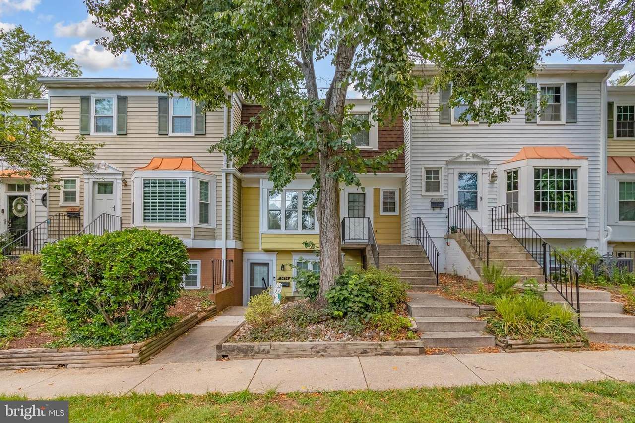 1470 Orleans Court - Photo 1