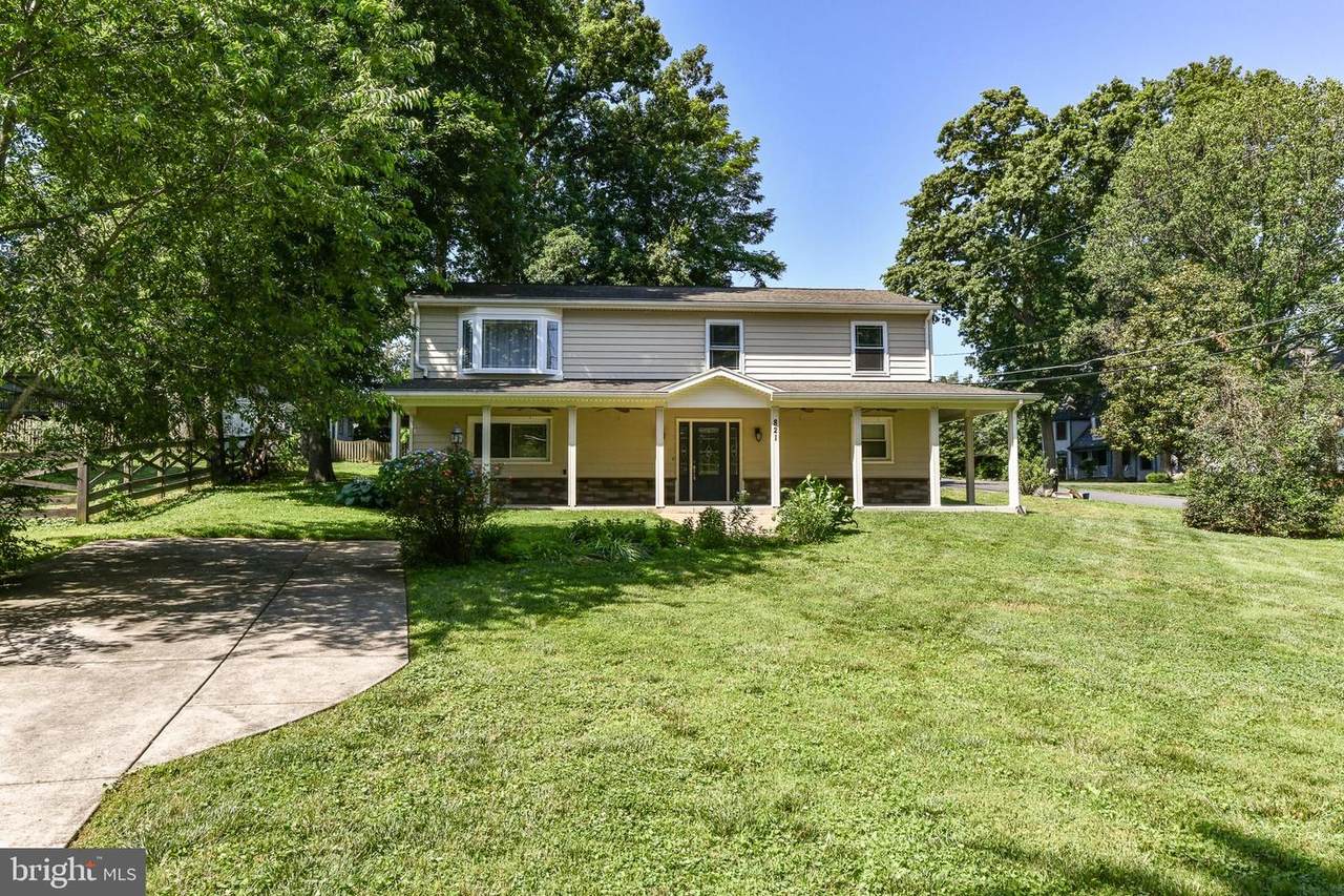 821 Ninovan Road - Photo 1