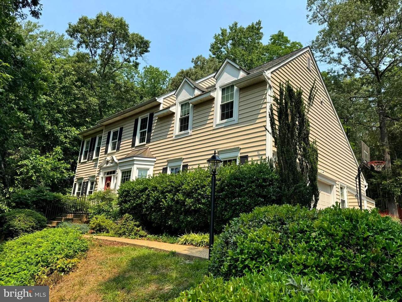 655 Lancaster Street - Photo 1