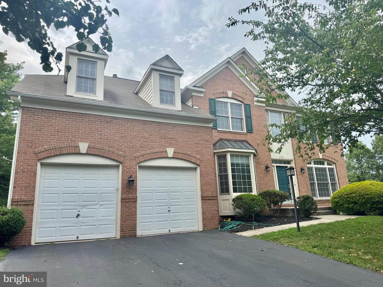 21931 Hyde Park Drive - Photo 1