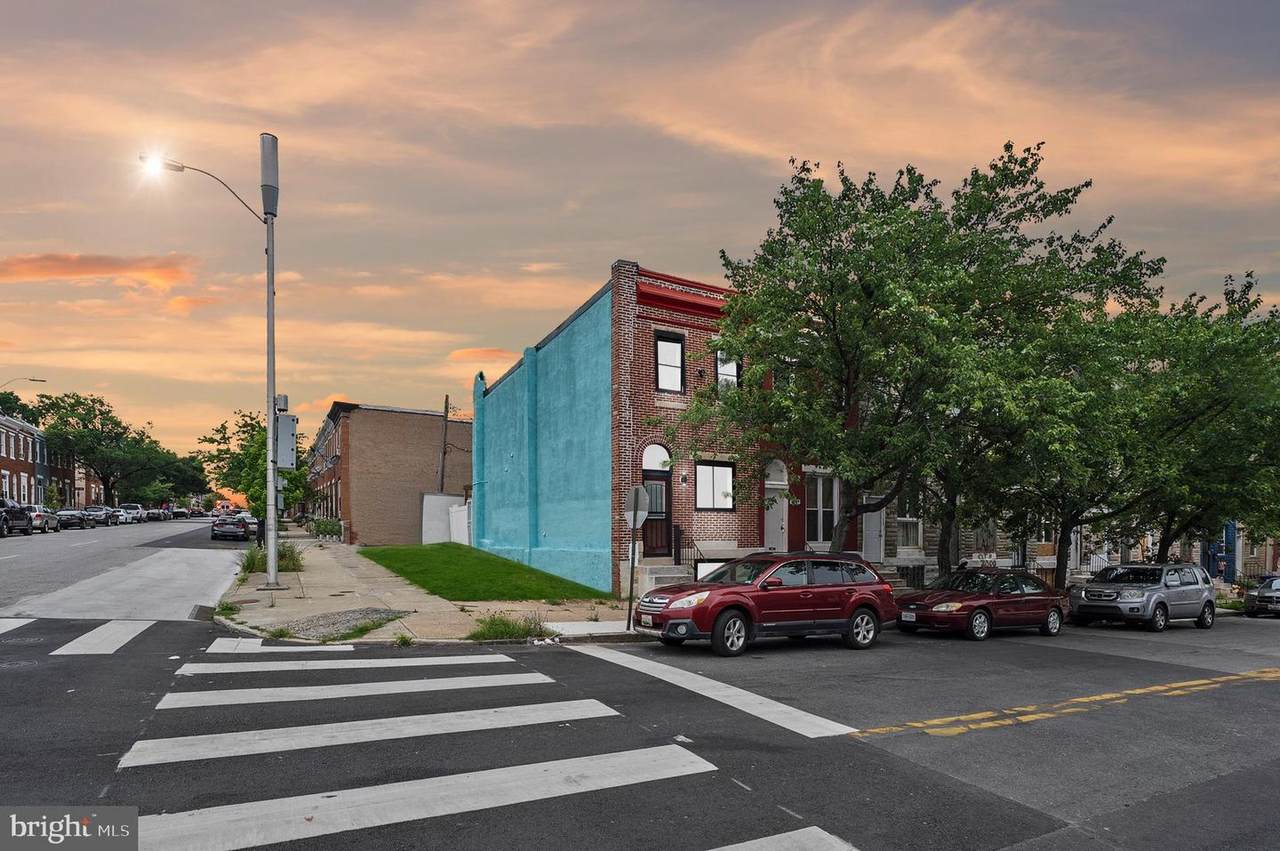 2002 Lafayette Avenue - Photo 1
