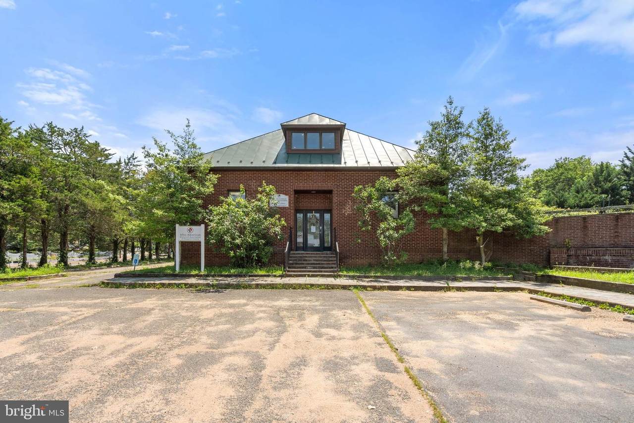 4249 & 4243 Loudoun Avenue - Photo 1