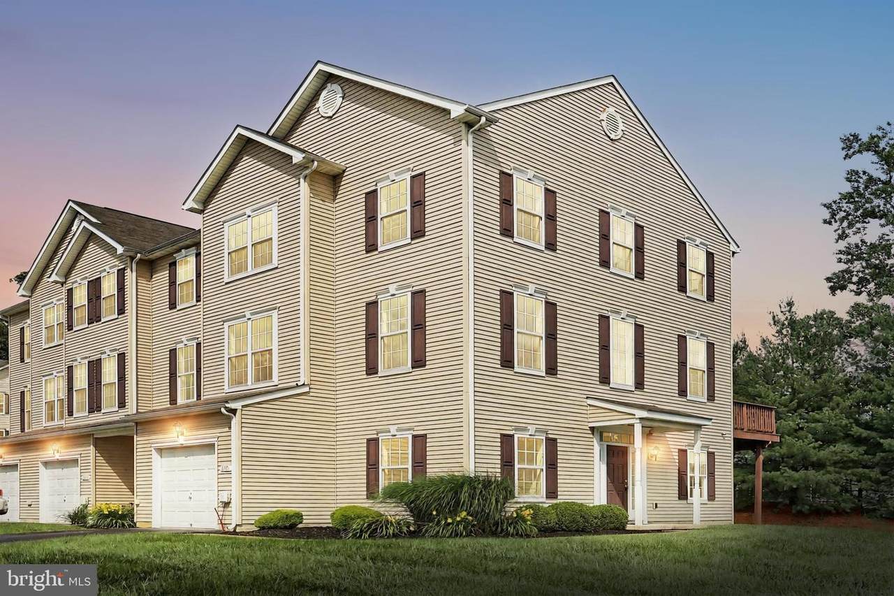 2301 Sunny Hill Circle - Photo 1