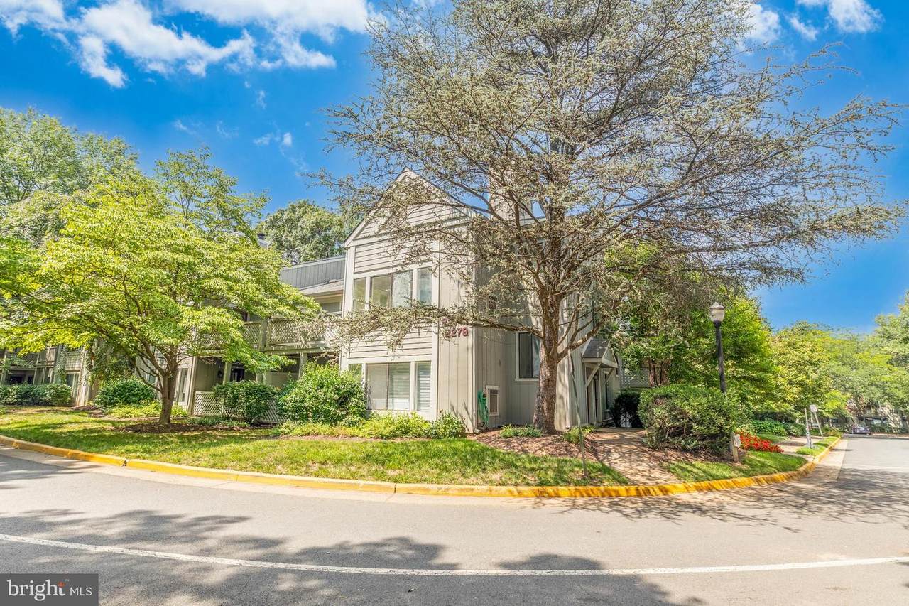 2273 Hunters Run Drive - Photo 1