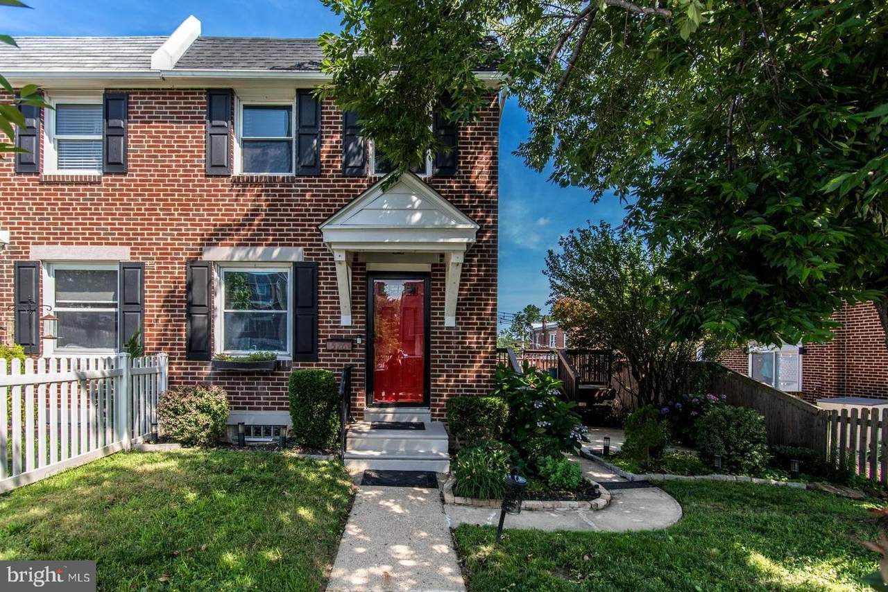 576 Fairway Terrace - Photo 1