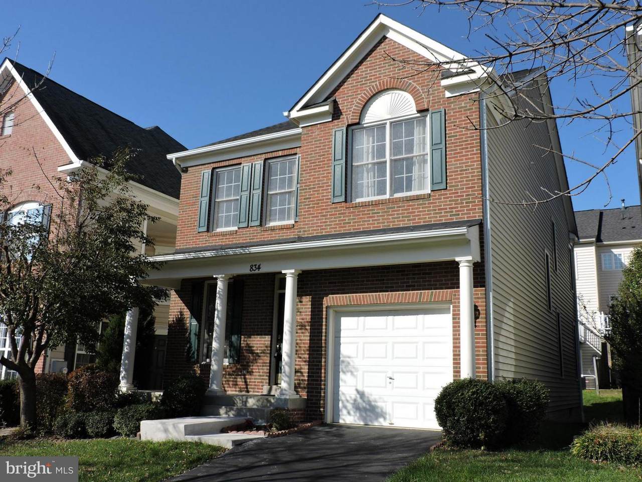 834 Summer Walk Drive - Photo 1