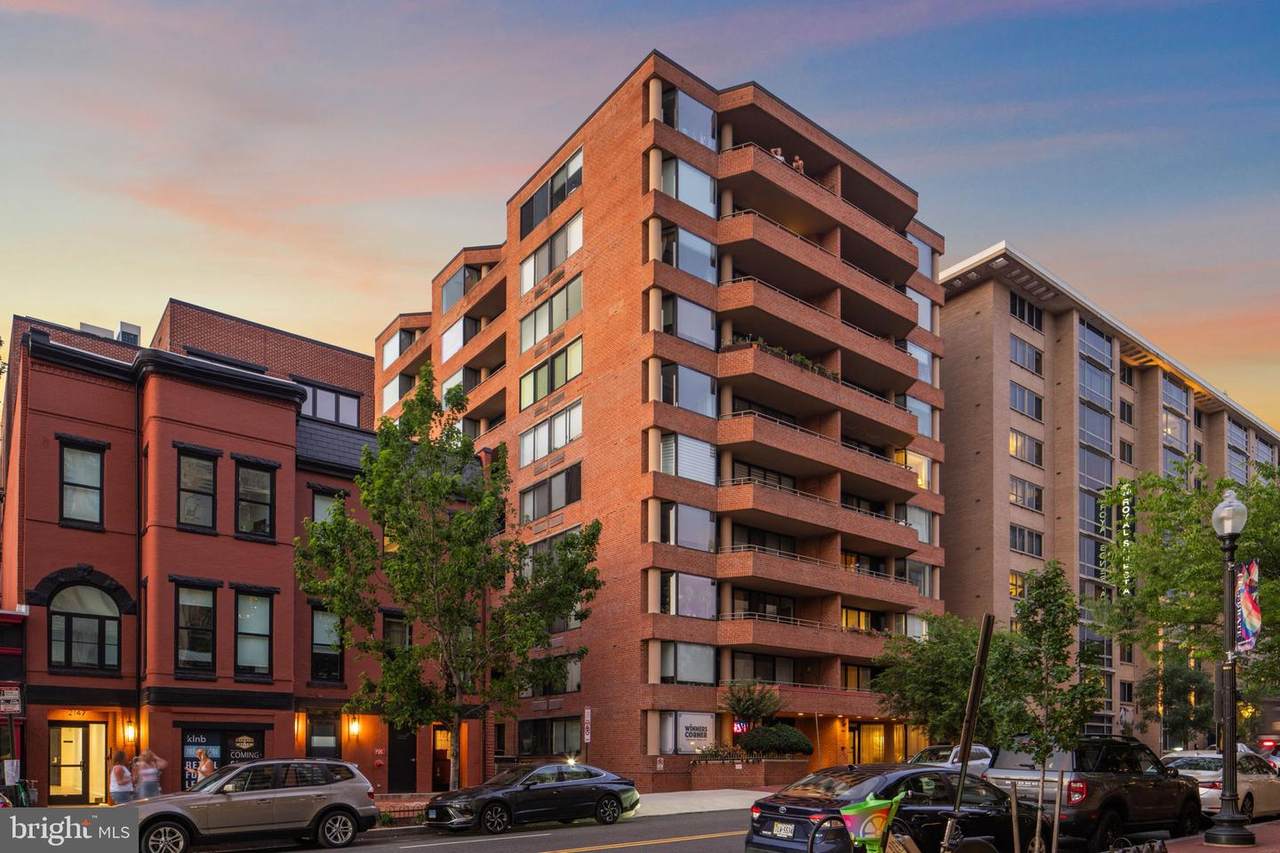 2141 P Street - Photo 1