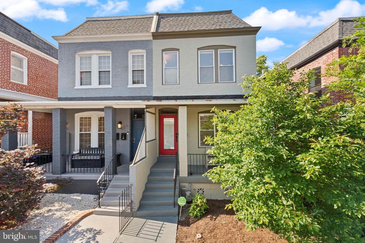 758 Gresham Place - Photo 1