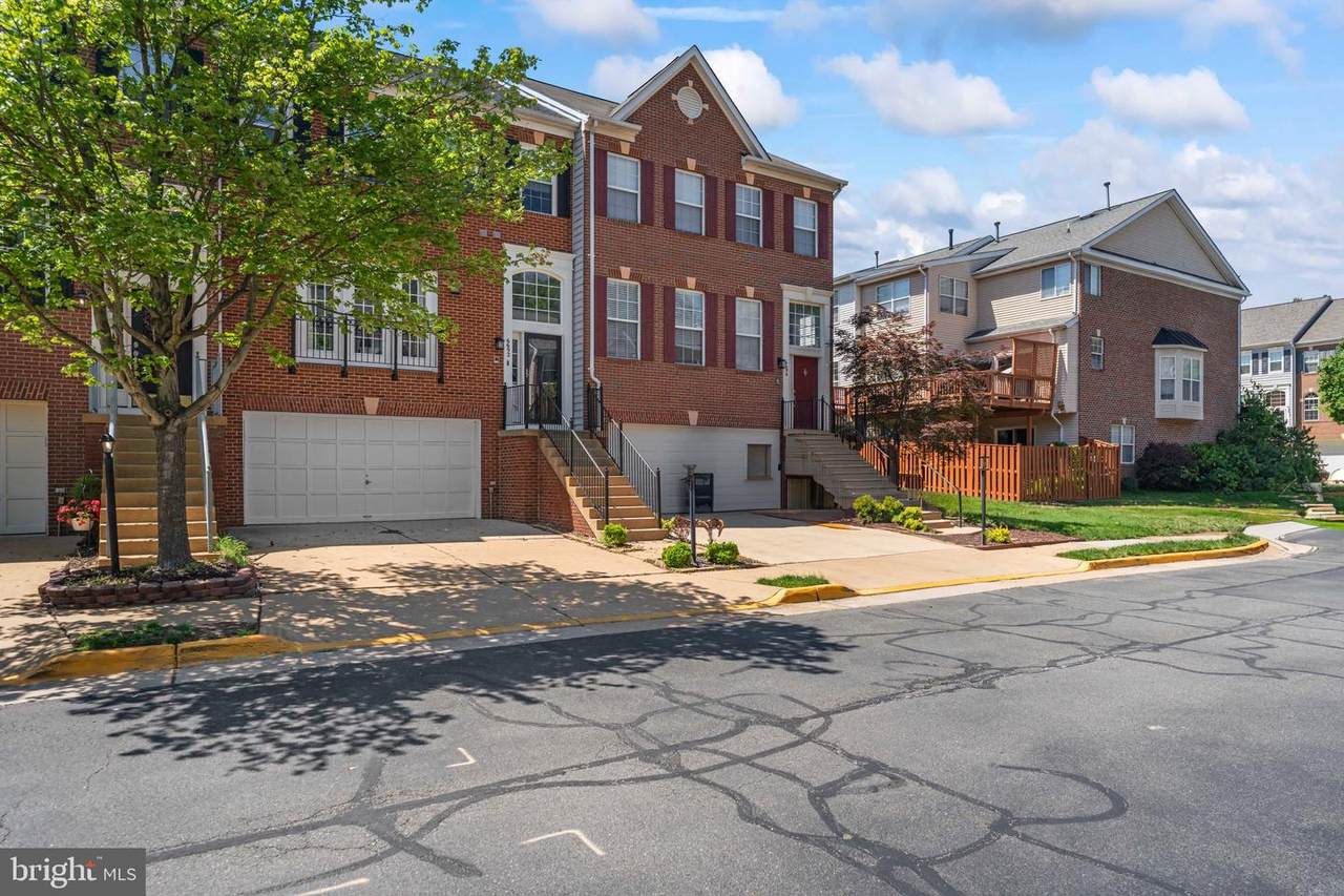 6692 Ordsall Street - Photo 1