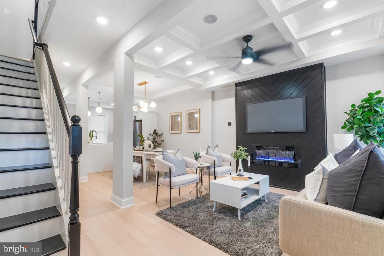 2603 Francis Street - Photo 1