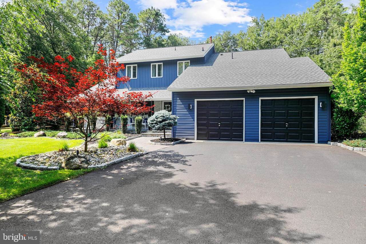 1 Knotty Oak Drive - Photo 1