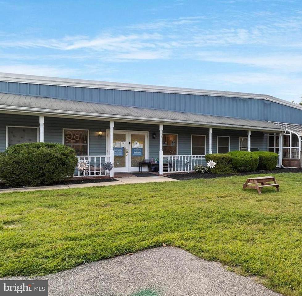 270 Bugeye Square - Photo 1