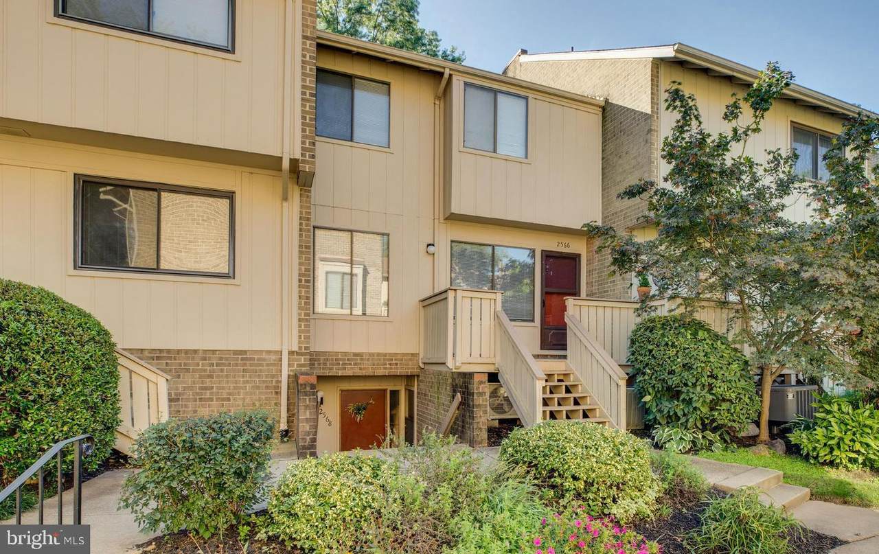 2566 Glengyle Drive - Photo 1