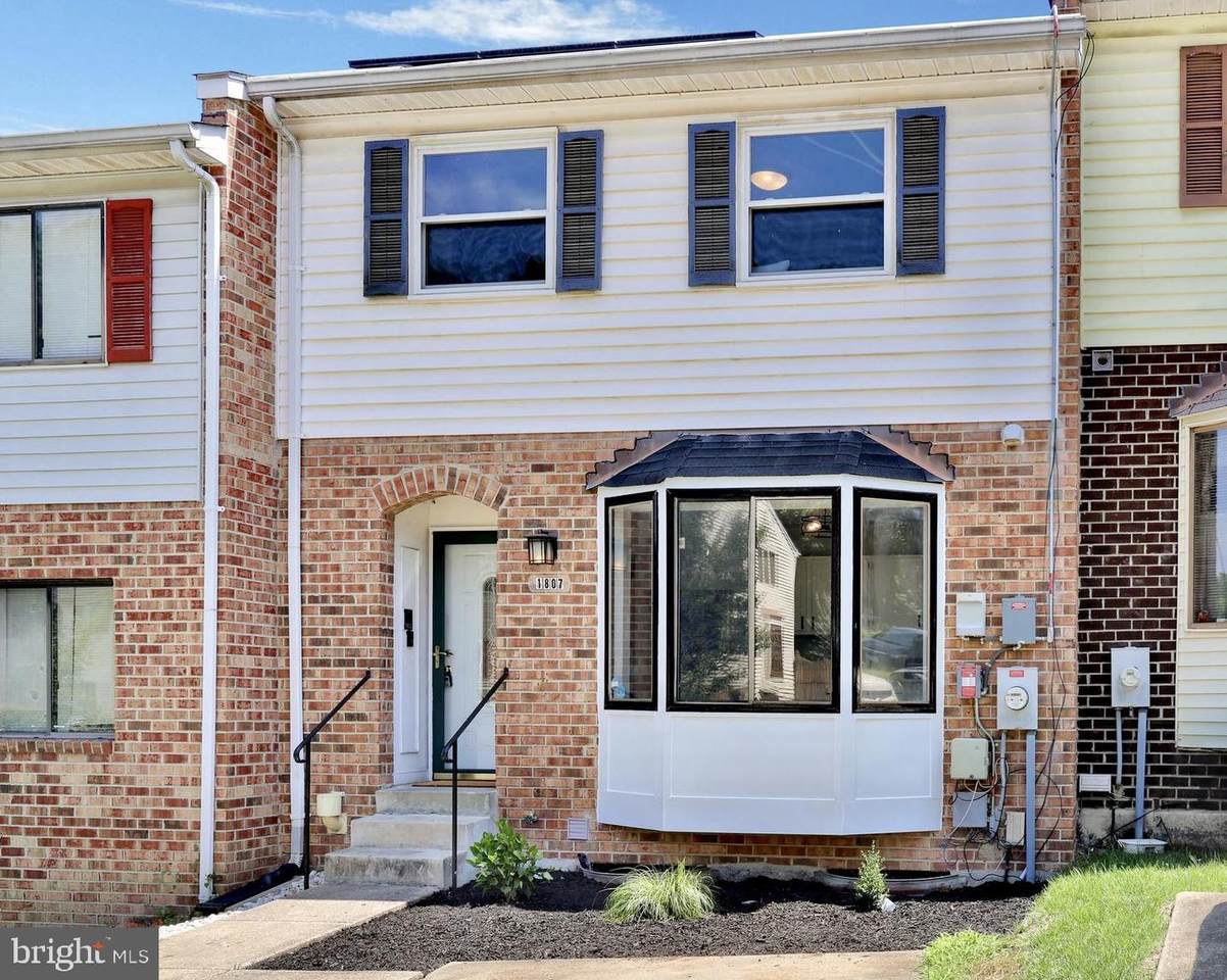 1807 Valley Terrace - Photo 1