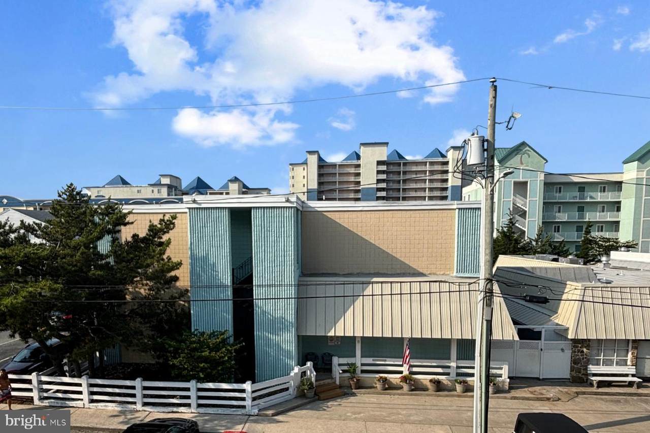 11 62ND Street - Photo 1