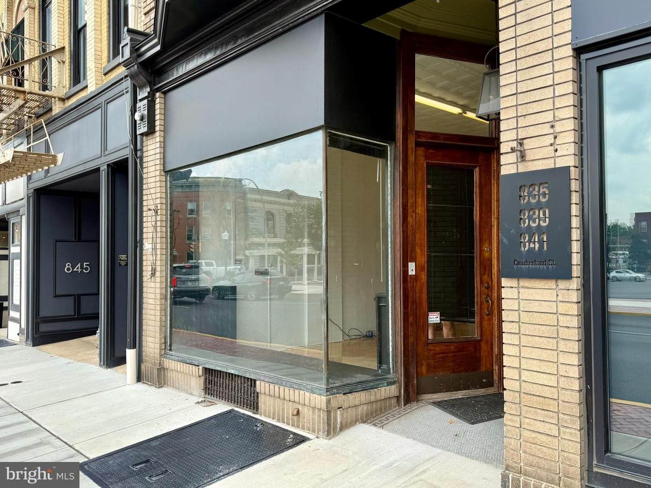 841 Cumberland Street - Photo 1