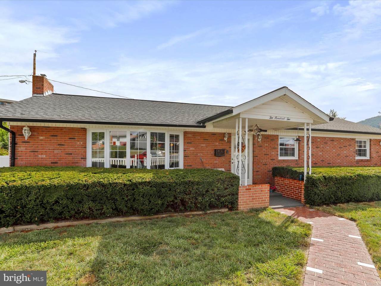 202 Airport Street - Photo 1
