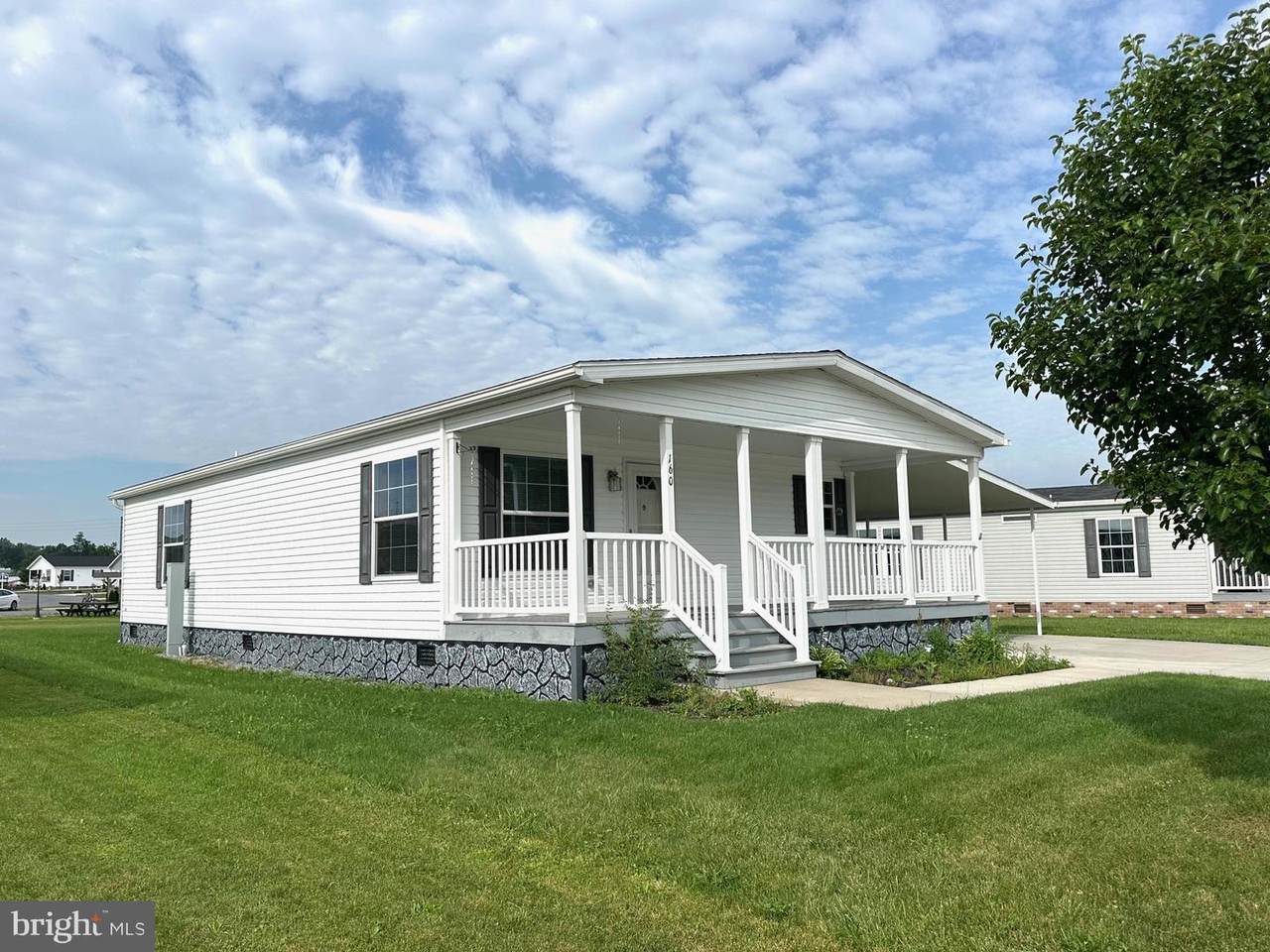 160 Serenity Circle - Photo 1