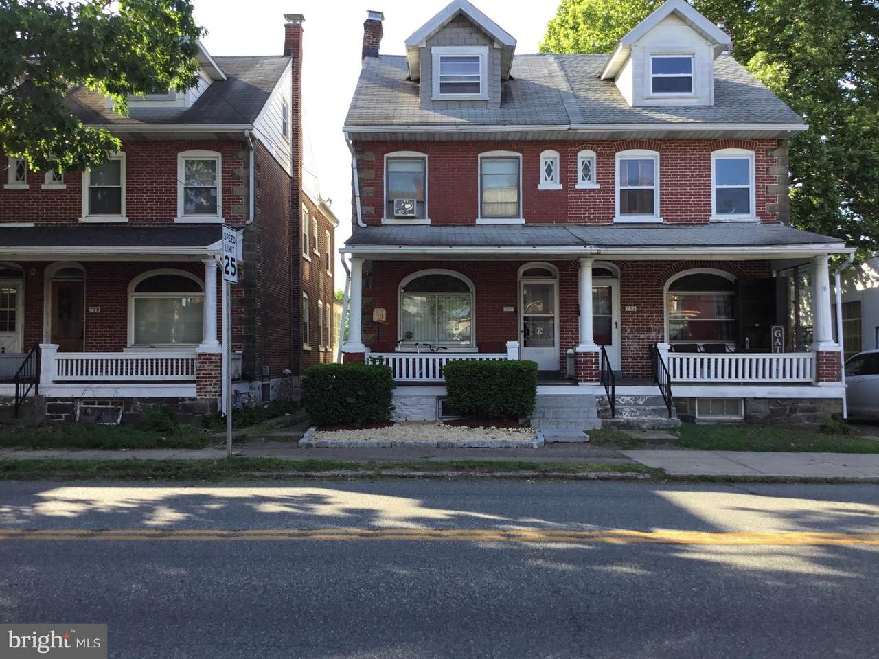 781 Charlotte - Photo 1