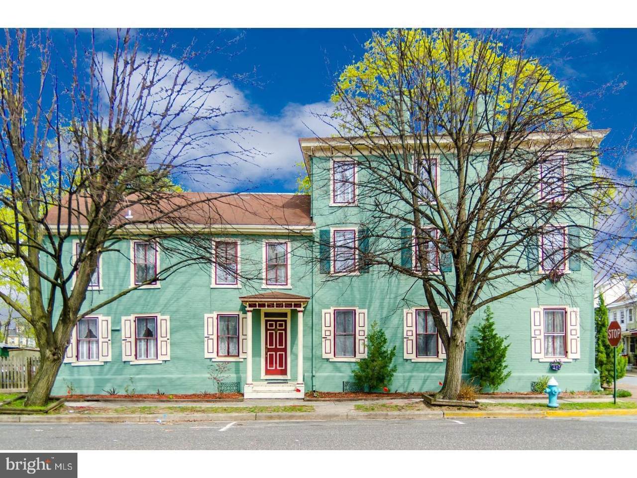 101 Union Street - Photo 1